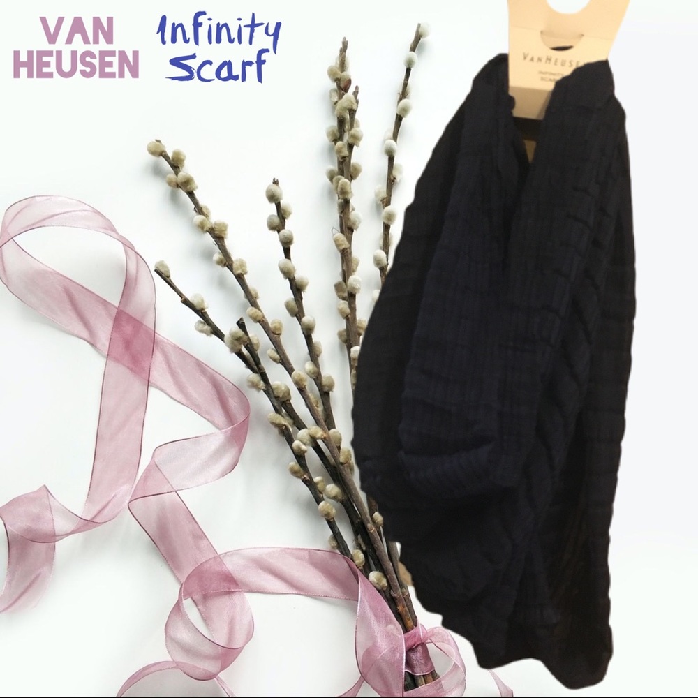 Van Heusen Infinity Scarf-Loop Options- Blue Ruffled - Picture 8 of 8